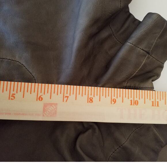 Pilcro and the Letterpress Anthropologie Womens 30 Quilted Vegan Leather Shorts - Picture 9 of 11